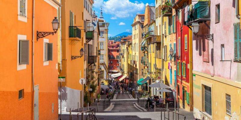 Réserver un chauffeur privé pour un circuit touristique sur mesure