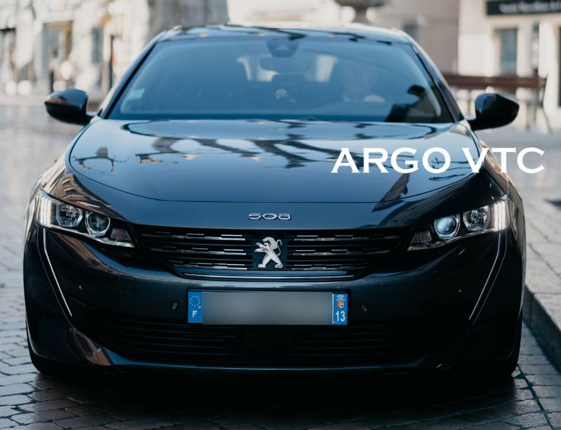 Réserver un chauffeur privé haut de gamme pour se rendre à l'aéroport de Marseille depuis l'hôtel C2